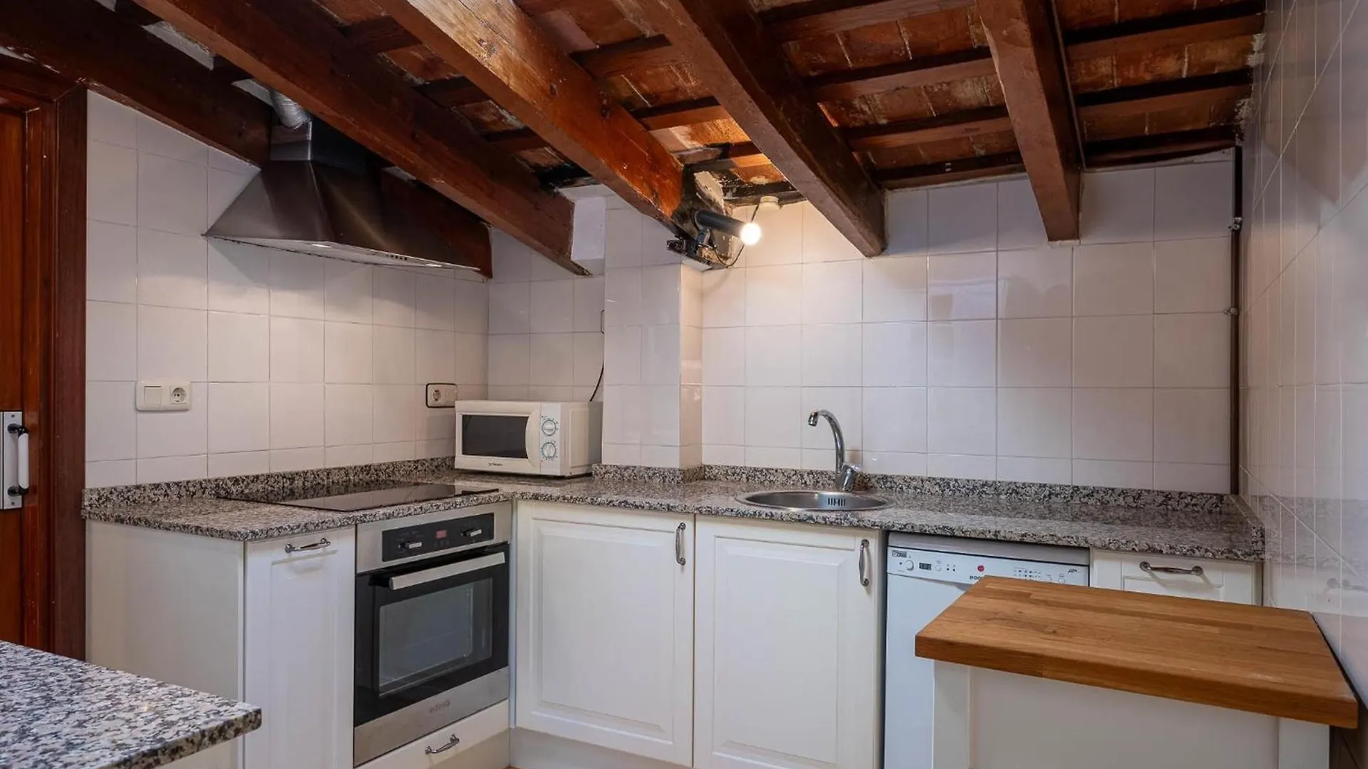 At138 Reformado, Con Vistas Al Centro Historico Apartment Torredembarra 0*,  Spain